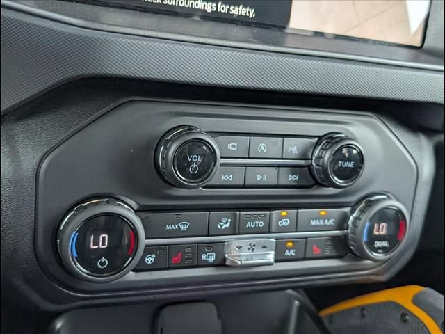 Used 2024 Ford Bronco Badlands AWD/4WD image 15