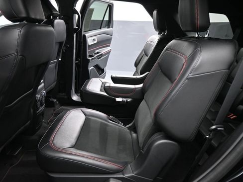 Certified 2022 Ford Explorer ST-Line w/ Class IV Trailer Tow Package image 20