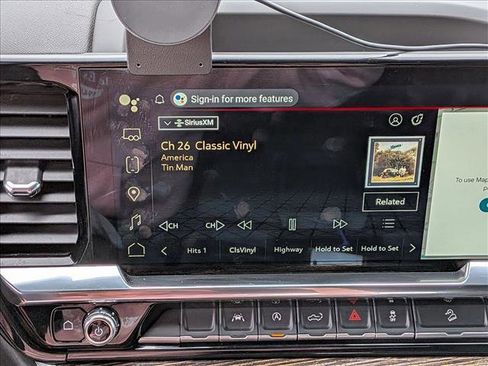 Used 2025 GMC Sierra 1500 SLE AWD/4WD image 15