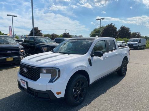 New 2026 Ford Maverick Lariat w/ Black Appearance Package AWD/4WD image 3