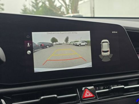 Certified 2024 Kia Niro Wind w/ Wind Preserve Package FWD image 30