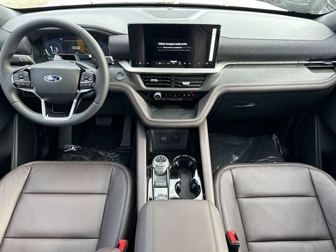 New 2026 Ford Explorer Platinum w/ LUX Leather Package image 21