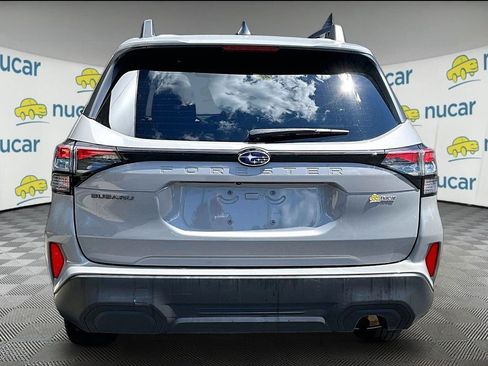 Used 2025 Subaru Forester Premium AWD/4WD image 6