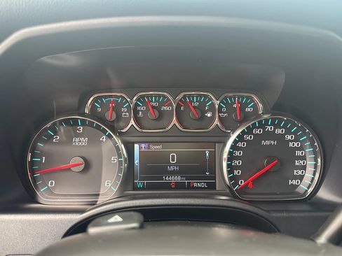 Used 2018 Chevrolet Silverado 1500 LT w/ All Star Edition AWD/4WD image 22