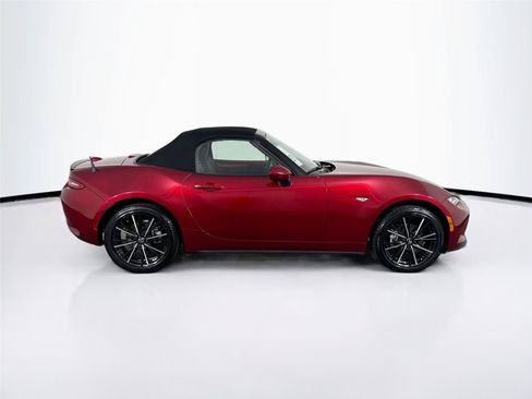Certified 2025 MAZDA MX-5 Miata Grand Touring RWD image 11