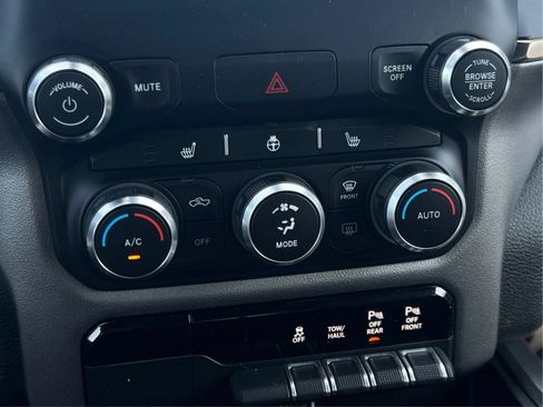 Used 2020 RAM 1500 Sport w/ Level 2 Equipment Group AWD/4WD image 37