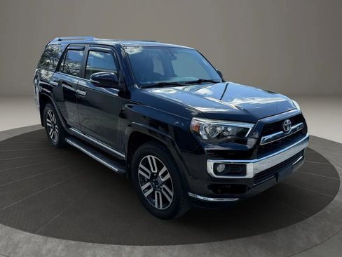 Used 2018 Toyota 4Runner Limited AWD/4WD image 7