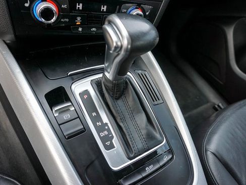 Used 2015 Audi Q5 2.0T Premium image 16