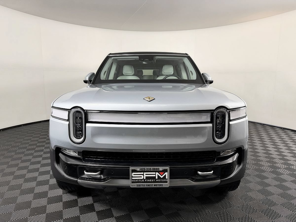 Used 2024 Rivian R1S Adventure Dual AWD/4WD image 4