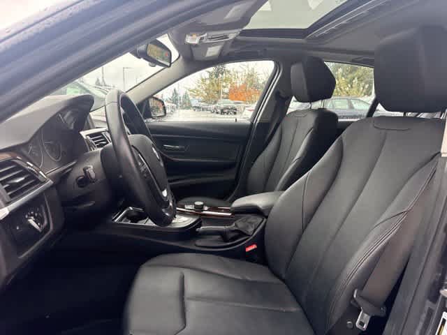 Used 2015 BMW 328i Sedan RWD image 13