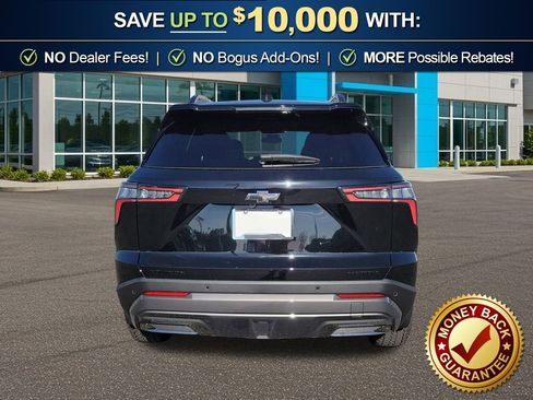 New 2026 Chevrolet Equinox ACTIV w/ Convenience Package III FWD image 8