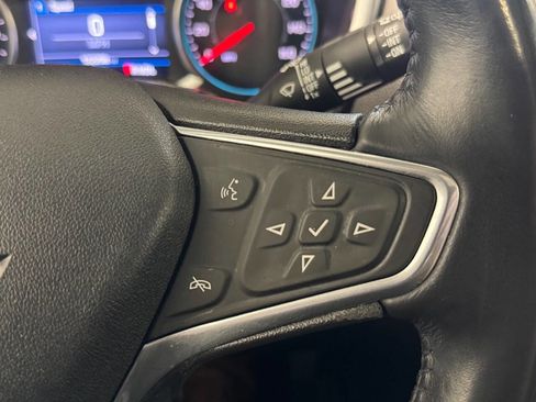 Used 2020 Chevrolet Equinox LT FWD image 30