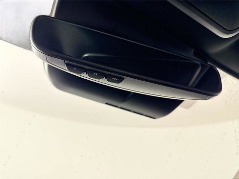 Used 2024 Toyota Tacoma TRD Off-Road image 23