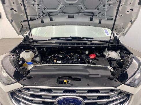 Used 2020 Ford Edge Titanium w/ Class II Trailer Tow Package AWD/4WD image 11