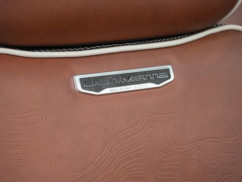 Used 2025 GMC Sierra 2500 Denali Ultimate image 33