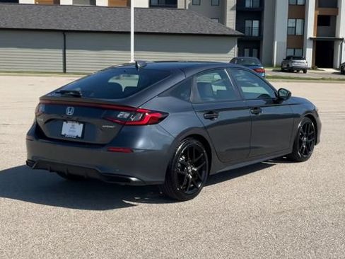 Certified 2025 Honda Civic Sport image 8