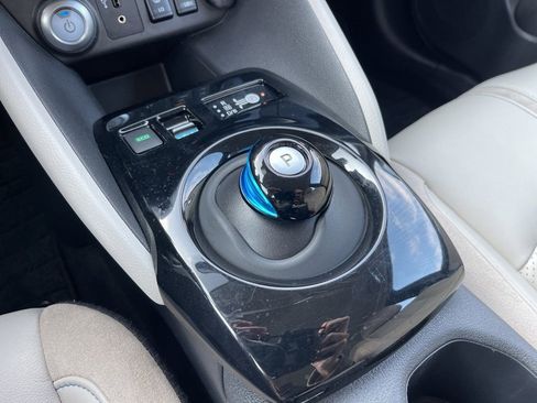 Used 2019 Nissan Leaf SL w/ SL Technology Package image 14