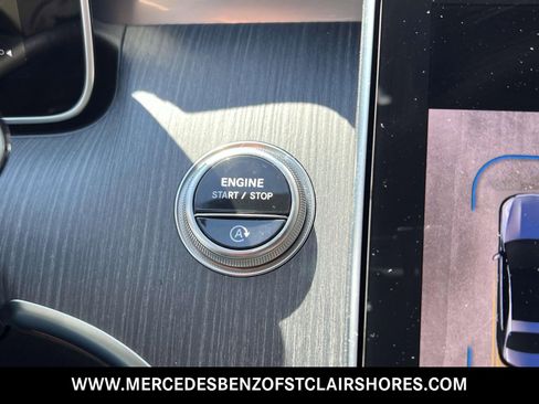 Used 2025 Mercedes-Benz C 300 4MATIC Sedan image 29
