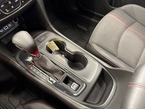 Used 2023 Chevrolet Equinox RS FWD image 30