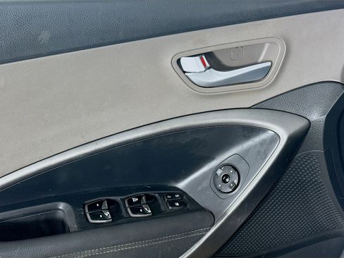 Used 2018 Hyundai Santa Fe Sport image 23