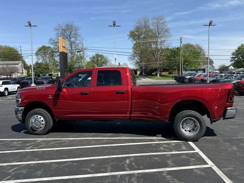 New 2026 RAM 3500 Tradesman AWD/4WD image 11