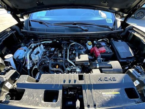 New 2026 Nissan Kicks SR image 11