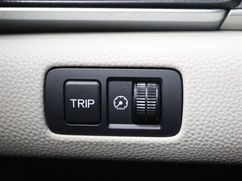 Used 2018 Honda Accord LX image 32