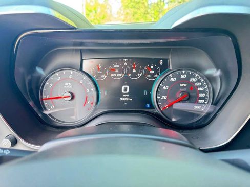 Used 2017 Chevrolet Camaro ZL1 RWD image 15