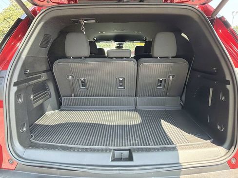 Used 2026 Chevrolet Traverse LT FWD image 27