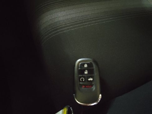 Used 2022 Honda Civic Sport image 32
