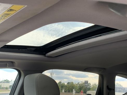 Used 2021 Honda CR-V EX image 28