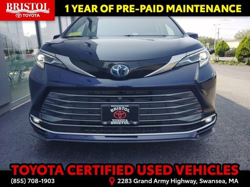 Certified 2023 Toyota Sienna Platinum AWD/4WD image 42