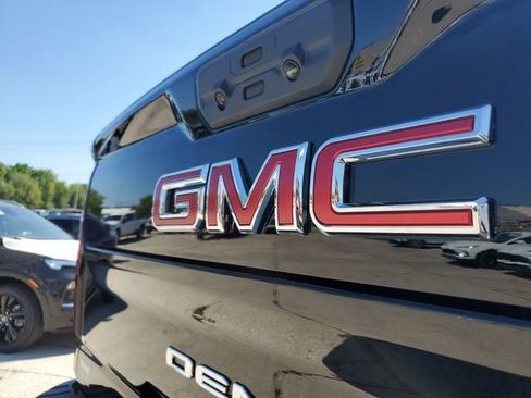New 2026 GMC Sierra 2500 Denali w/ Denali Reserve Package AWD/4WD image 7