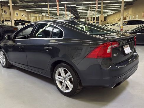 Used 2014 Volvo S60 T5 FWD image 4