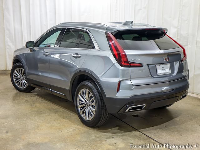 Used 2024 Cadillac XT4 Premium Luxury FWD image 9