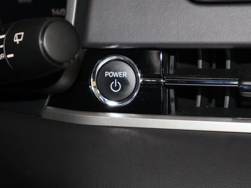 Used 2024 Mitsubishi Outlander SEL image 22