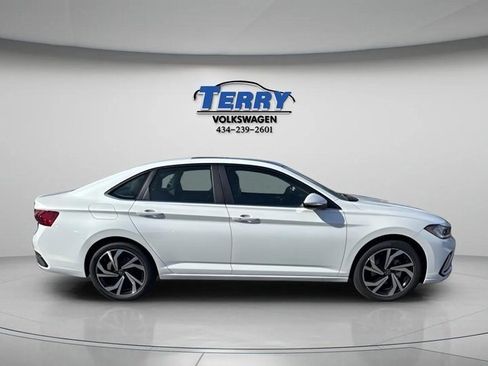 New 2026 Volkswagen Jetta SEL image 1