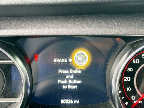 Used 2021 Jeep Gladiator Mojave w/ Auxiliary Switch Group image 13