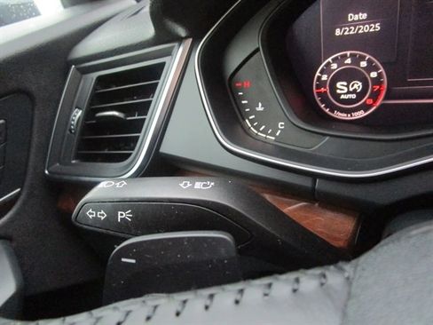 Used 2018 Audi Q5 Prestige image 33