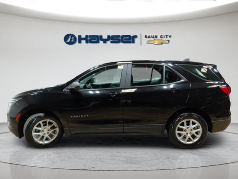 Certified 2022 Chevrolet Equinox LS AWD/4WD image 4