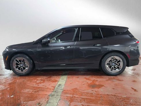 Used 2022 BMW iX xDrive50 w/ Convenience Package AWD/4WD image 6