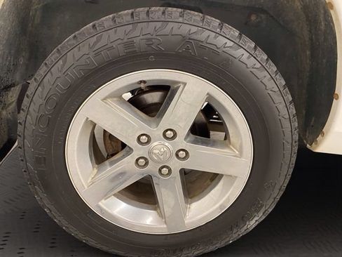 Used 2013 RAM 1500 Express AWD/4WD image 32