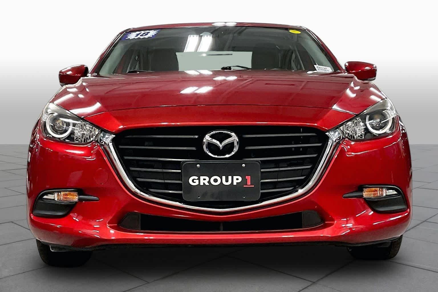 Used 2018 MAZDA MAZDA3 Touring FWD image 4