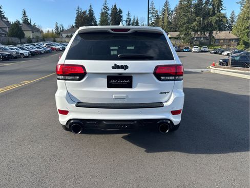 Used 2019 Jeep Grand Cherokee SRT AWD/4WD image 5