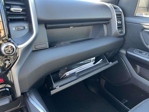 Used 2025 RAM 1500 Big Horn image 32