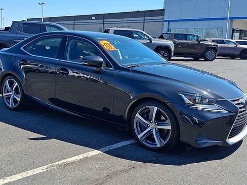 Used 2018 Lexus IS 300 AWD w/ Comfort Package image 2