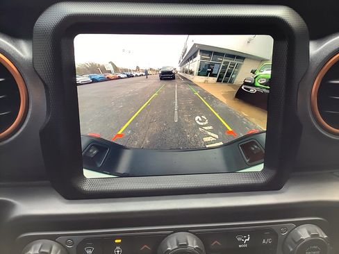 Certified 2022 Jeep Gladiator Mojave w/ LED Lighting Group image 12