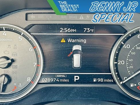 Used 2024 Mitsubishi Outlander ES image 12