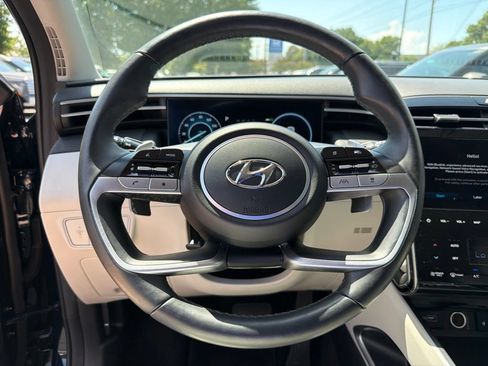Certified 2024 Hyundai Tucson Limited AWD/4WD image 14