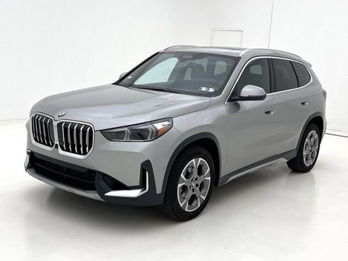 Used 2026 BMW X1 xDrive28i w/ Technology Package AWD/4WD image 4